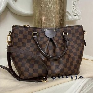 LOUIS VUITTON
Damier Ebene Siena PM